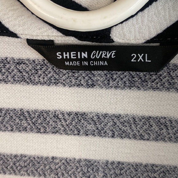 Black/White Striped Lapel Jacket - Picture 2 of 6